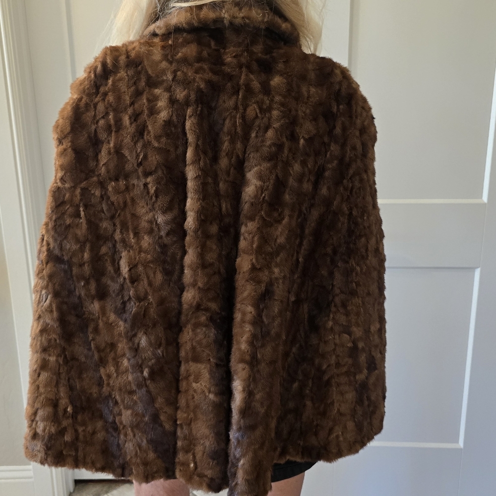 Vintage Mink Cape / Shawl In Rich Brown - Picture 2 of 10